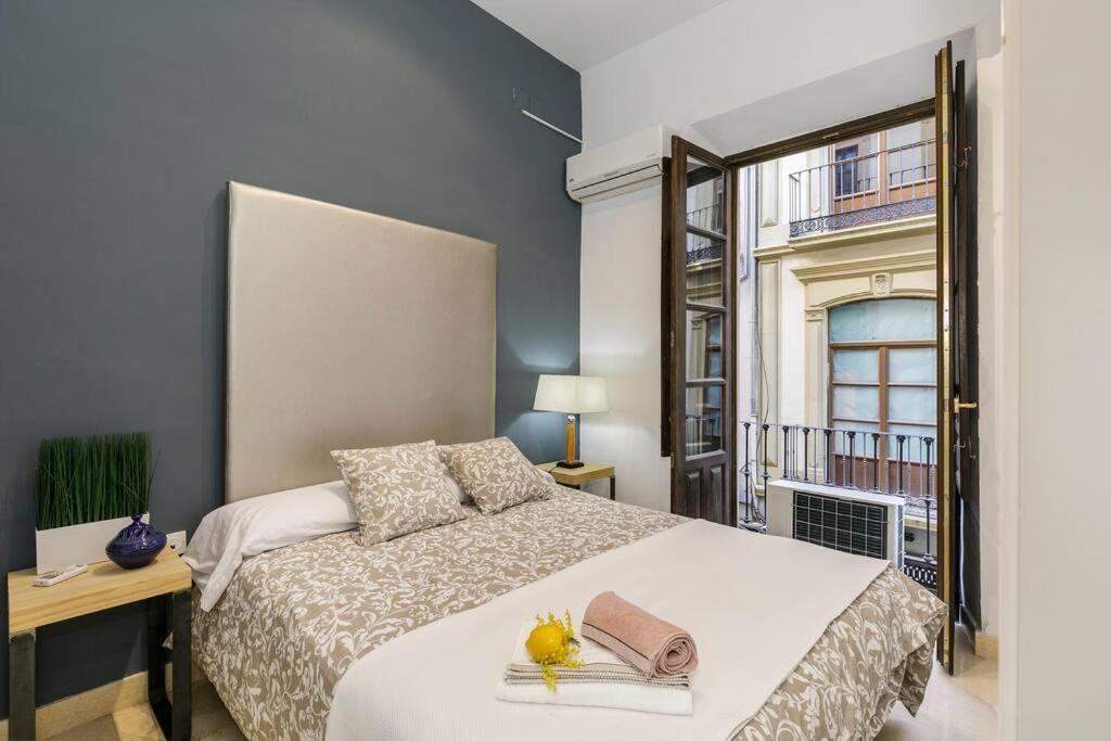 Centrico Apto Cerca De La Catedral Zacatin Apartment Granada Bagian luar foto